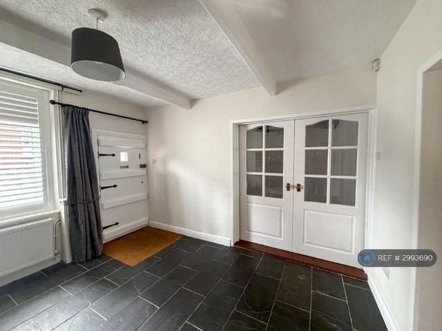 3 bedroom terraced house to rent