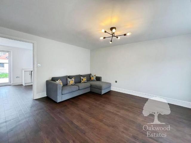 3 bedroom terraced house to rent