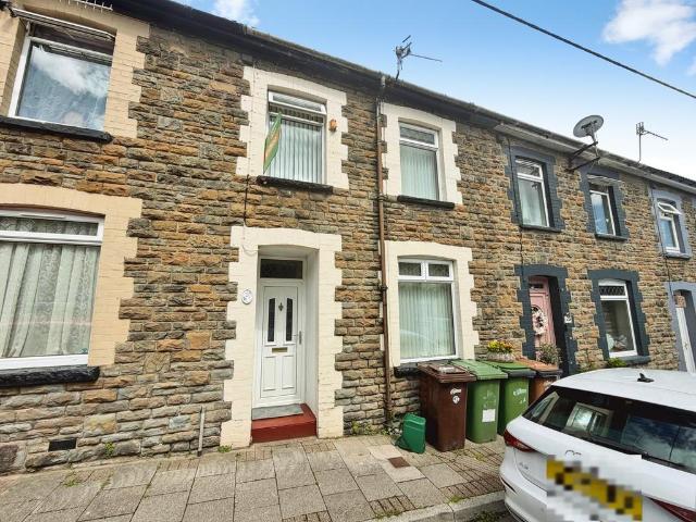 3 bedroom terraced house to rent