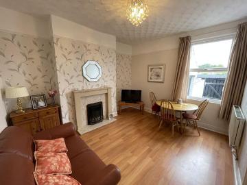 3 bedroom terraced house to rent