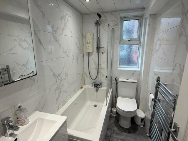 3 bedroom terraced house to rent