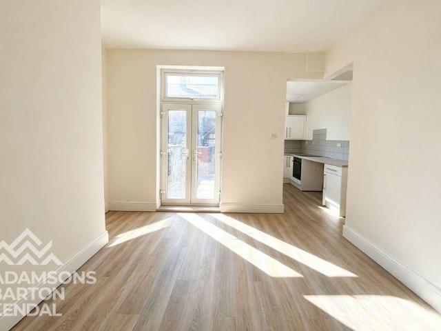 3 bedroom terraced house to rent