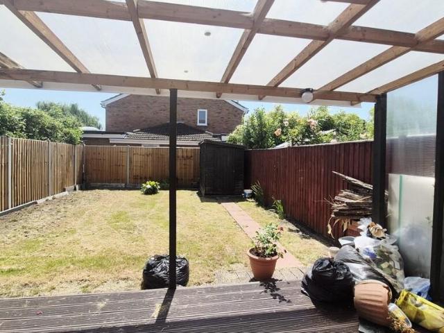 3 bedroom terraced house to rent