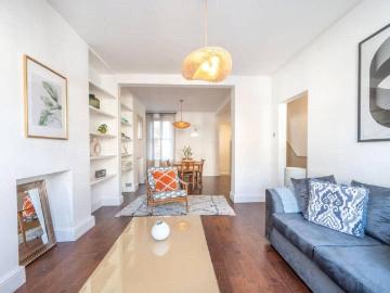 3 bedroom terraced house to rent