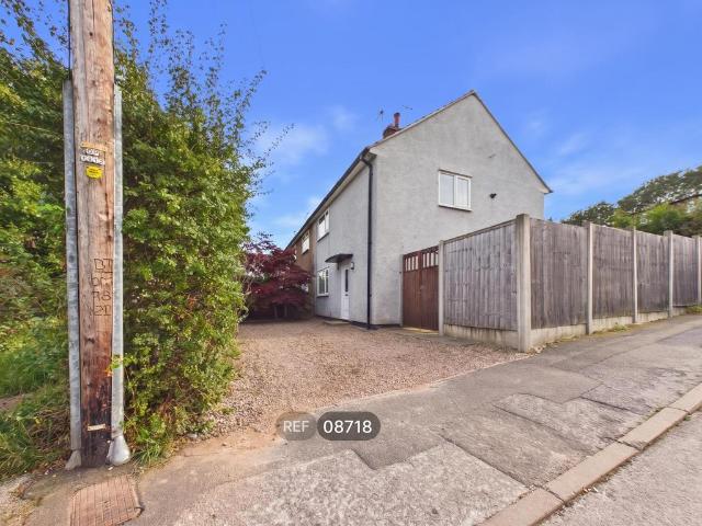3 bedroom terraced house to rent