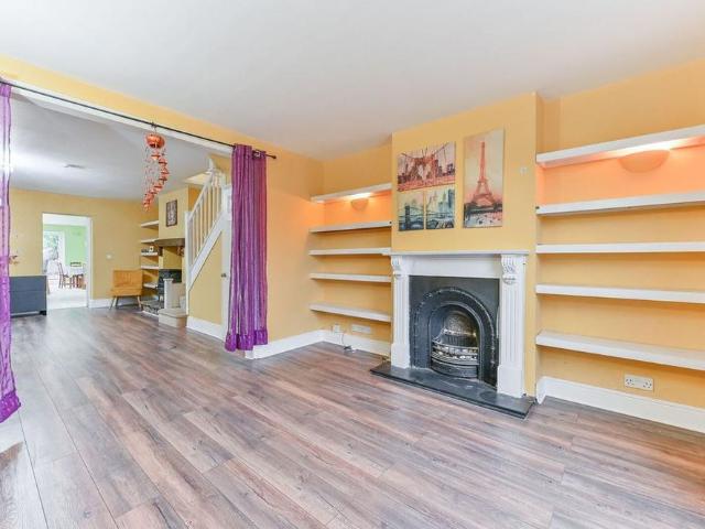 3 bedroom terraced house to rent