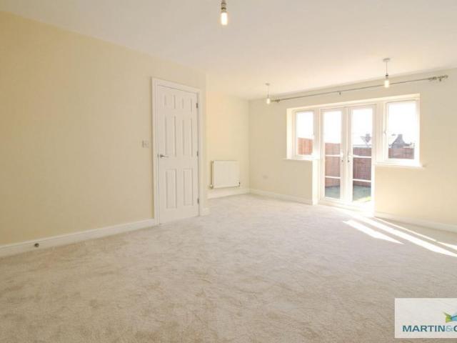 3 bedroom terraced house to rent