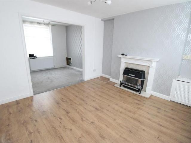 3 bedroom terraced house to rent