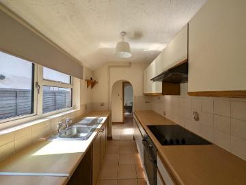 3 bedroom terraced house to rent
