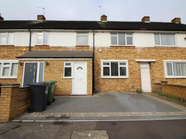 3 bedroom terraced house to rent
