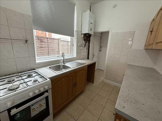 3 bedroom terraced house to rent
