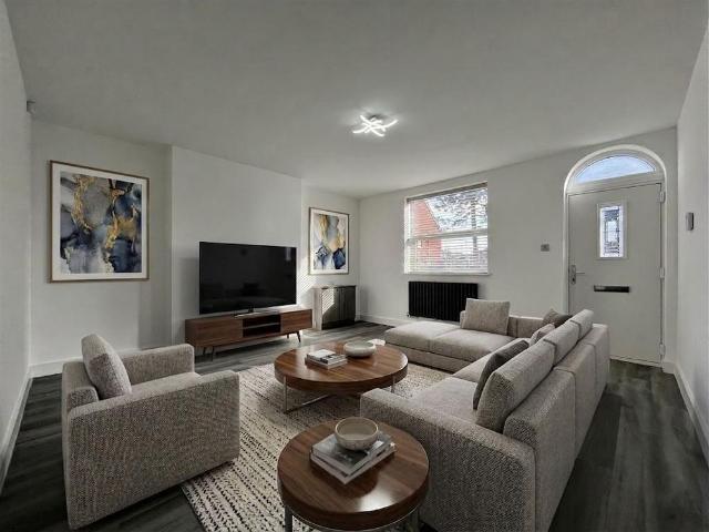 3 bedroom terraced house to rent