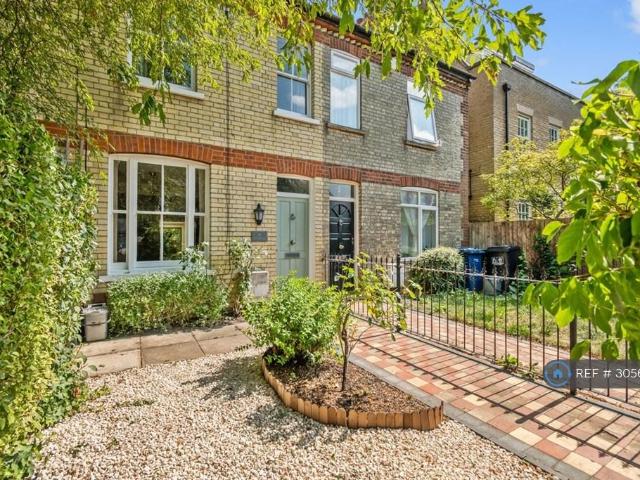 3 bedroom terraced house to rent