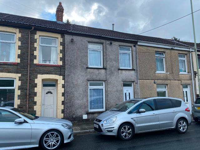 3 bedroom terraced house to rent