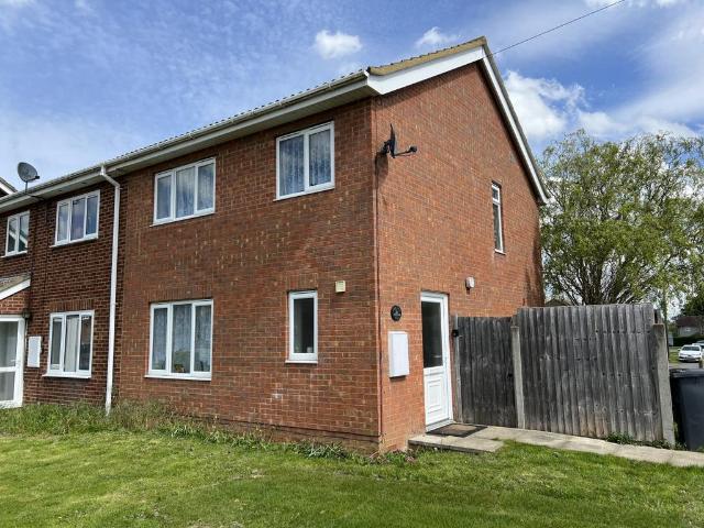 3 bedroom terraced house to rent