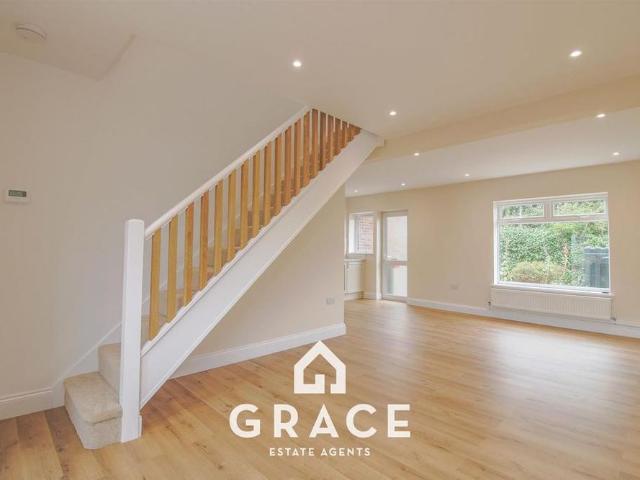 3 bedroom terraced house to rent