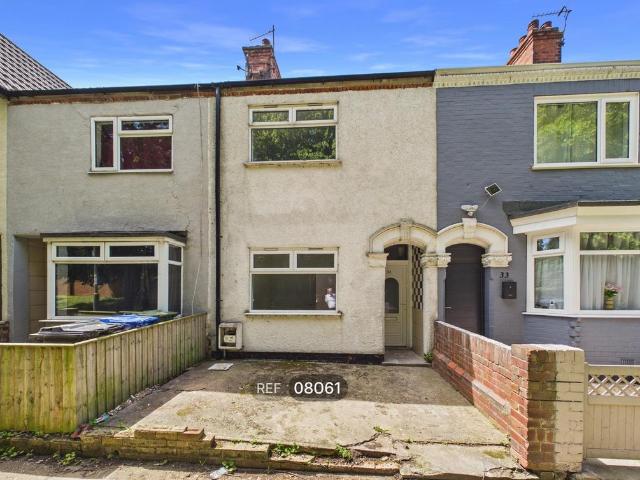 3 bedroom terraced house to rent