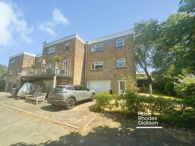 3 bedroom terraced house to rent