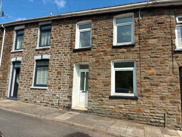 3 bedroom terraced house to rent