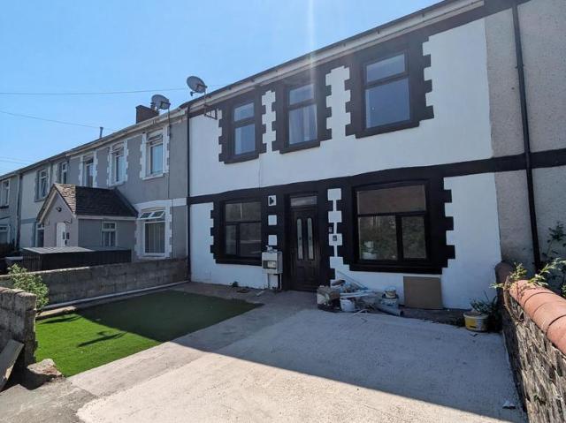 3 bedroom terraced house to rent
