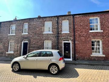 3 bedroom terraced house to rent