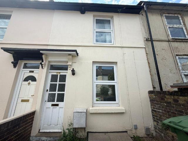 2 bedroom terraced house to rent