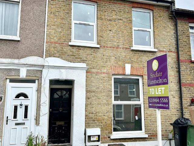 3 bedroom terraced house to rent