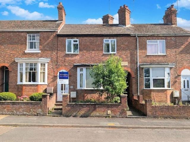 3 bedroom terraced house to rent