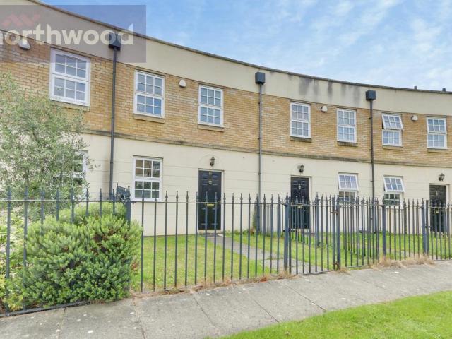 3 bedroom terraced house to rent