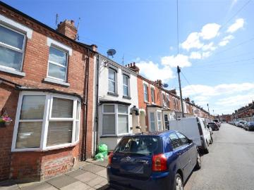 3 bedroom terraced house to rent