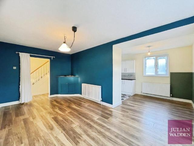 3 bedroom terraced house to rent