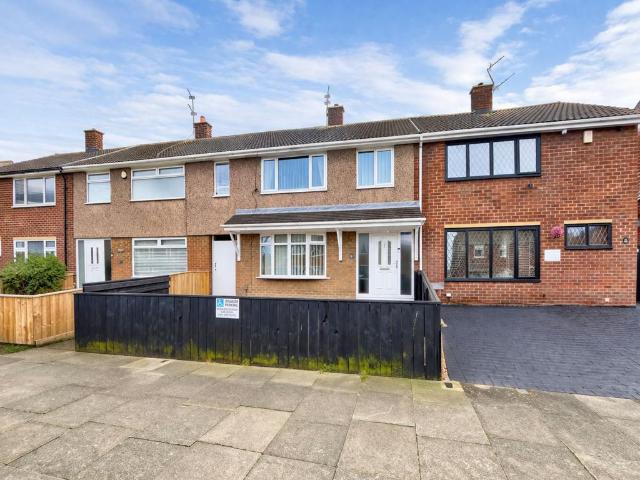 3 bedroom terraced house to rent
