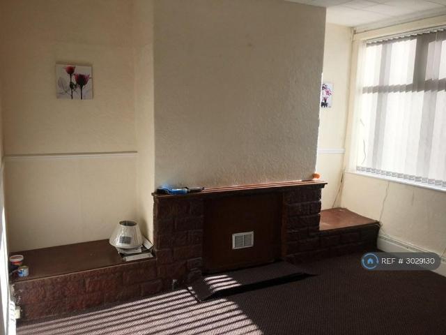 3 bedroom terraced house to rent