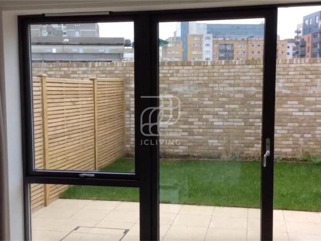 1 bedroom terraced house to rent