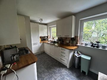 3 bedroom terraced house to rent