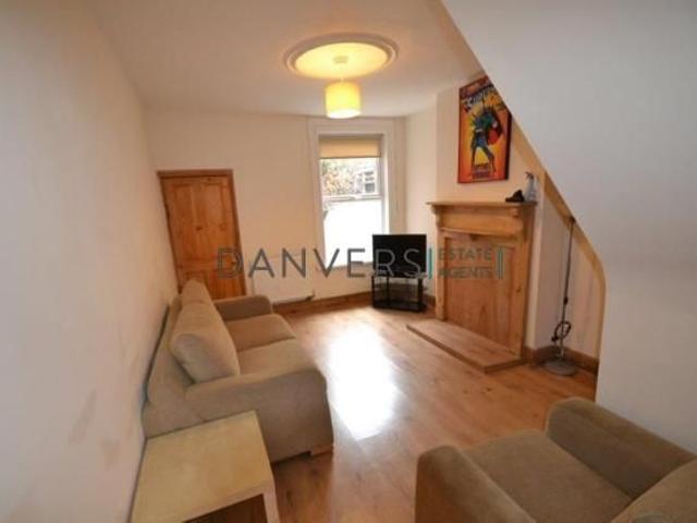 3 bedroom terraced house to rent