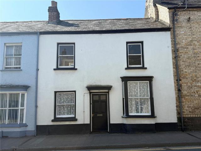 3 bedroom terraced house to rent