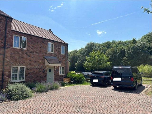 3 bedroom terraced house to rent