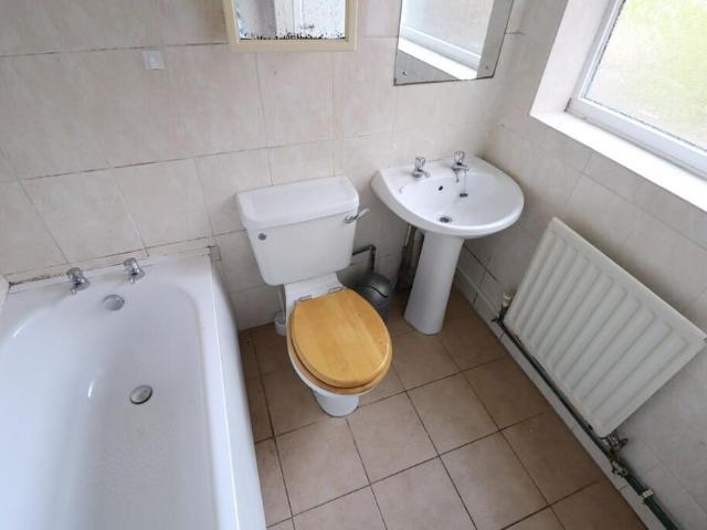 3 bedroom terraced house to rent