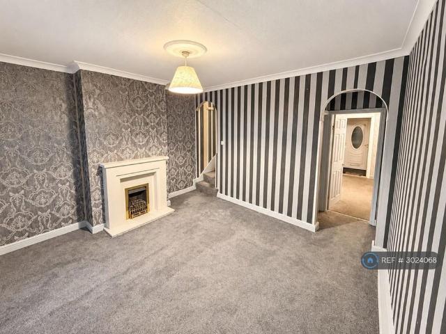 3 bedroom terraced house to rent