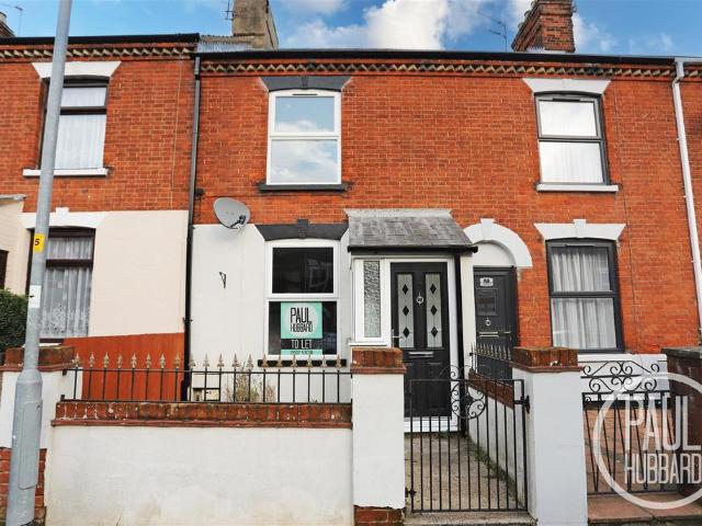 3 bedroom terraced house to rent