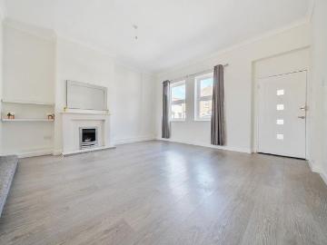 House for rent in Brooklands - Garden, Parking