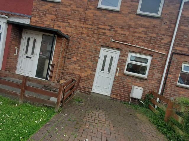 3 bedroom terraced house to rent