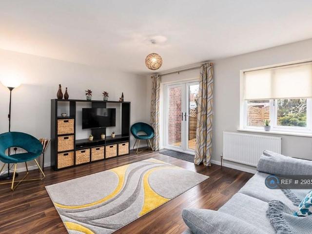 3 bedroom terraced house to rent