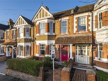 3 bedroom terraced house to rent