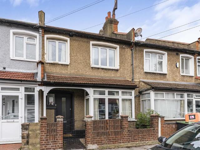 3 bedroom terraced house to rent