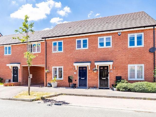 3 bedroom terraced house to rent