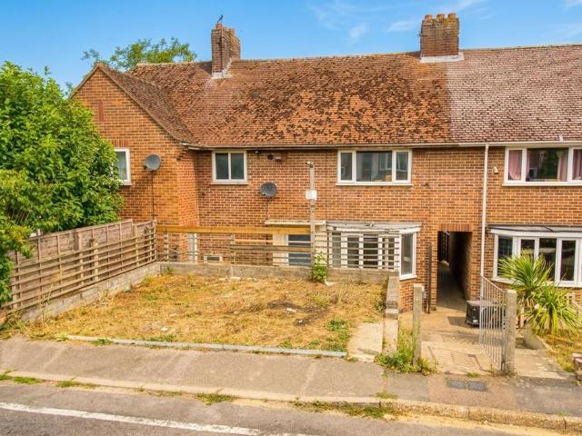 3 bedroom terraced house to rent