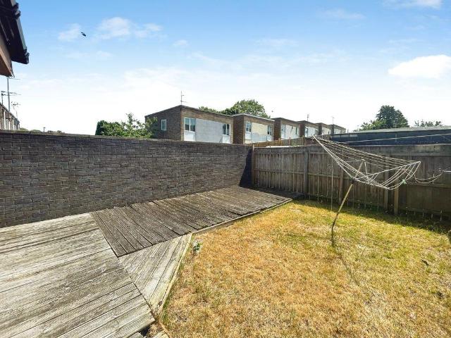 3 bedroom terraced house to rent