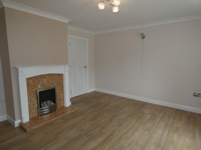 3 bedroom terraced house to rent